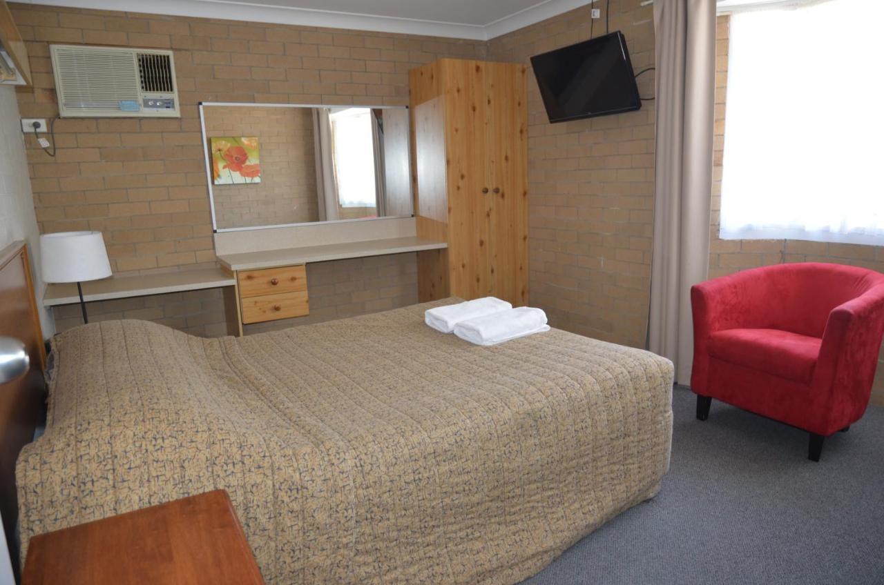 Alexander Motor Inn Moree Buitenkant foto